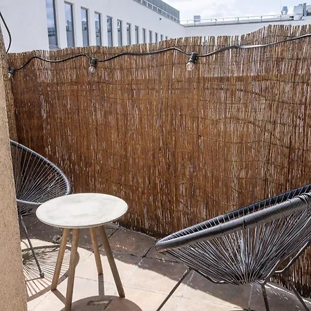 Santa Claus' Loft - Near Market Square With Ac Апартаменты *